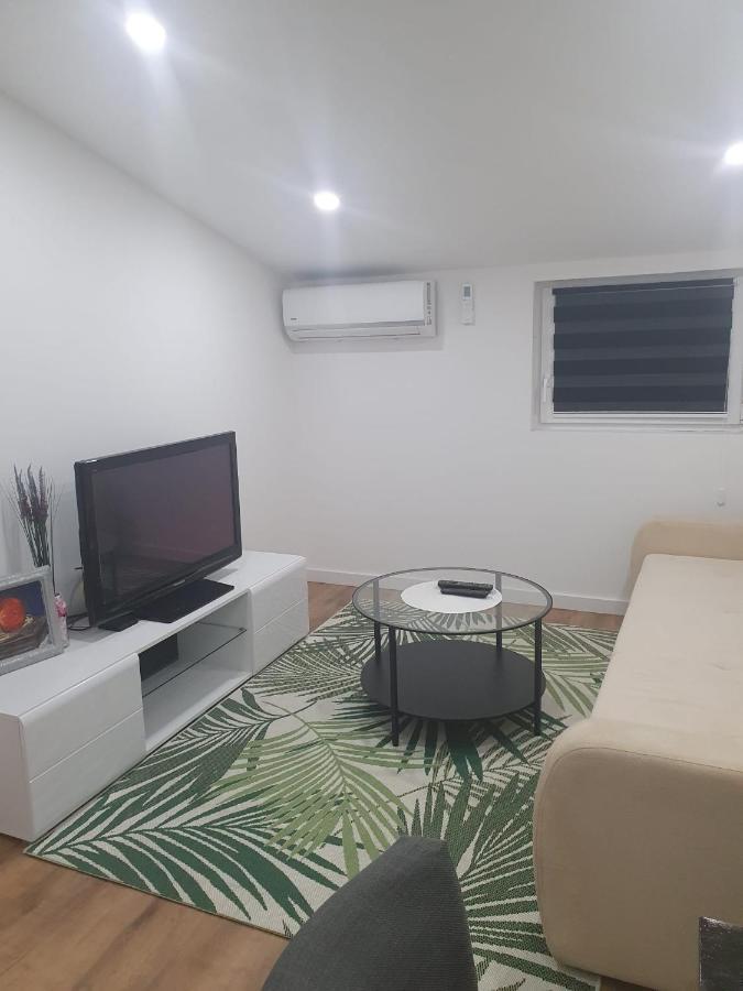 Mb Apartman Чаплина Экстерьер фото
